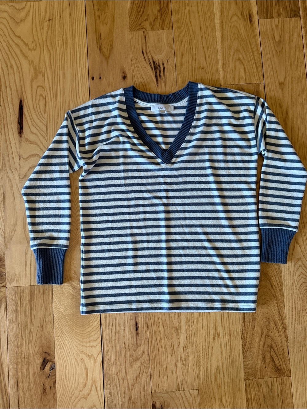 Women’s Striped V-Neck Sweater Top - Navy & White